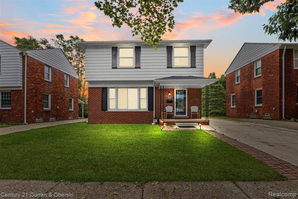 18285 Outer Drive - Photo 1