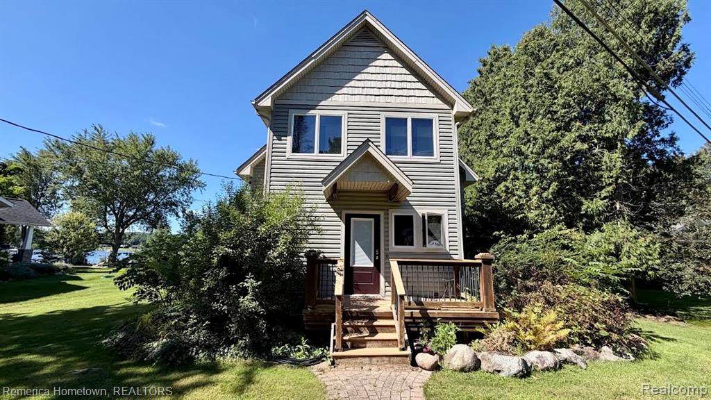 5737 Mabley Hill Road - Photo 1