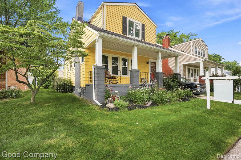 412 Chippewa Street - Photo 1