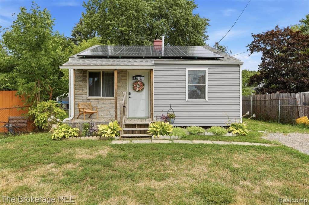 1233 Carman - Photo 1