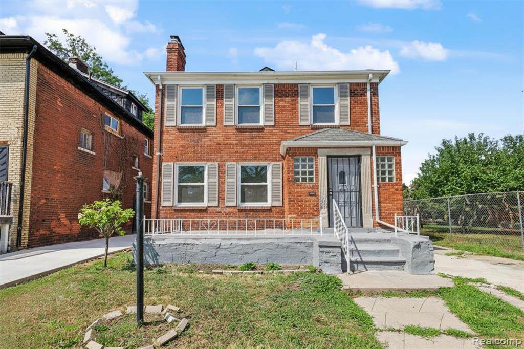 3336 Waverly Street - Photo 1