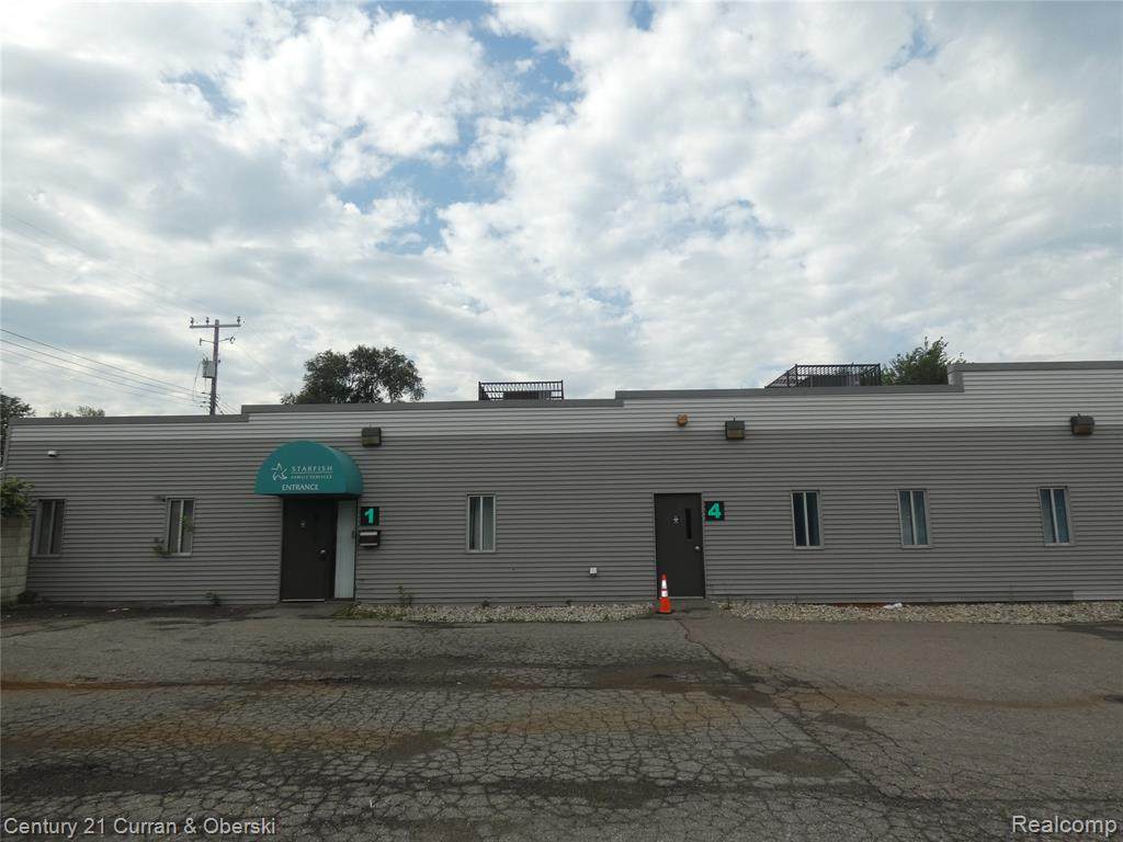 2237 Fort Street - Photo 1