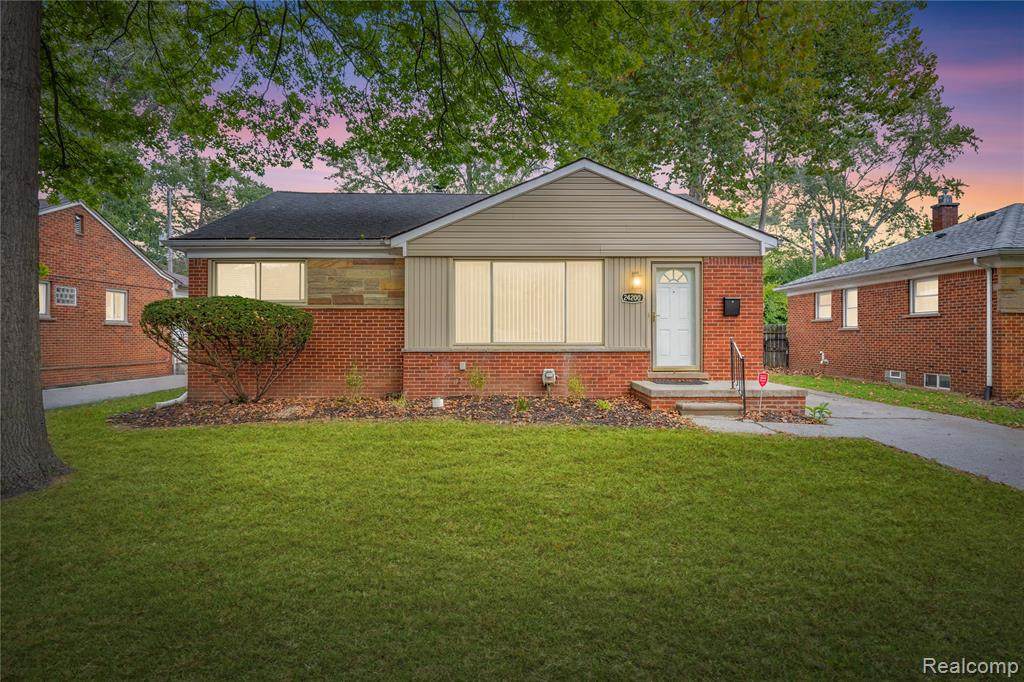 24200 Westhampton Street - Photo 1