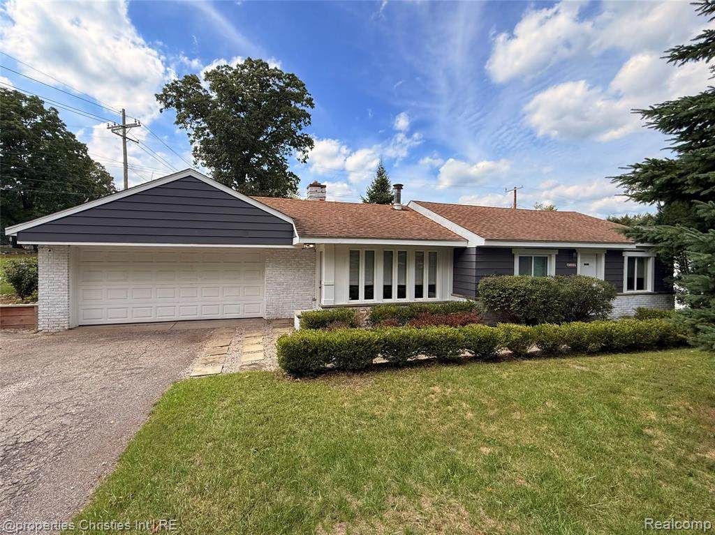 4166 Middledale Avenue - Photo 1