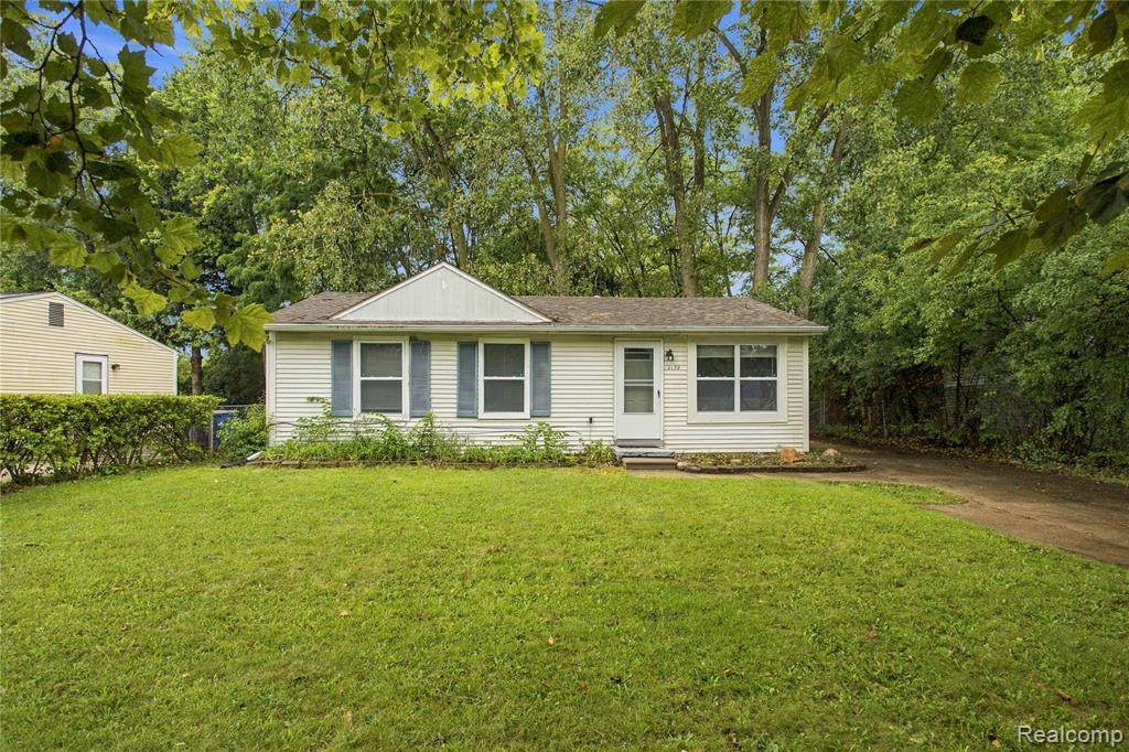 2178 Hemlock Drive - Photo 1