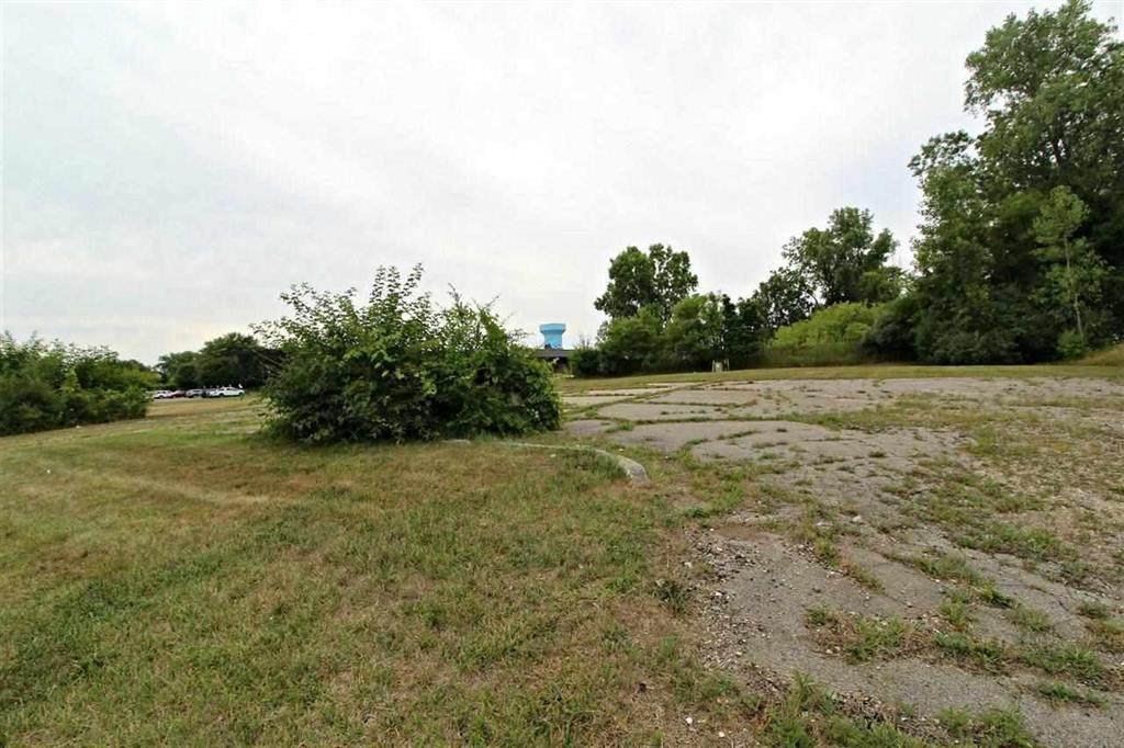3309 Beecher Road - Photo 1