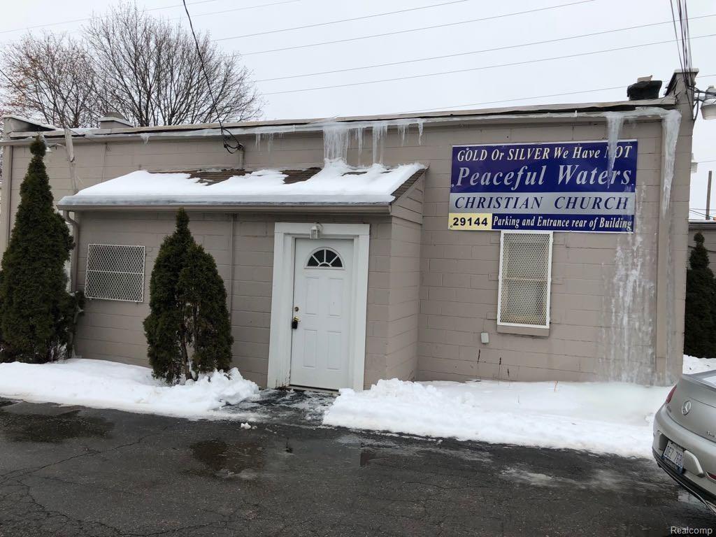 29154 Grand River Avenue - Photo 1
