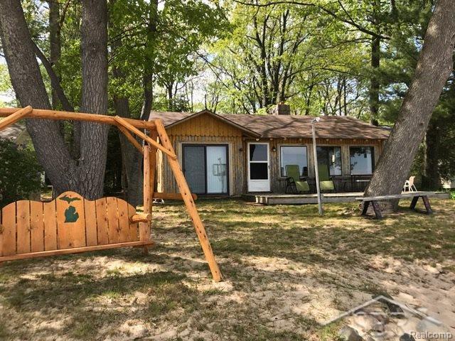 274 Huron Road - Photo 1