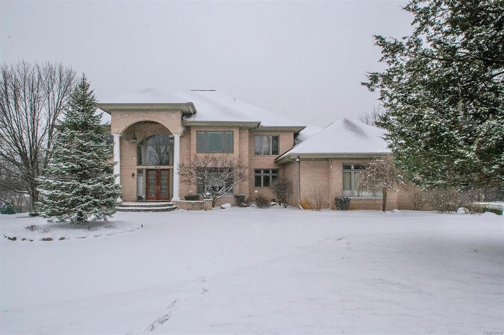3400 Woodhill Circle - Photo 1