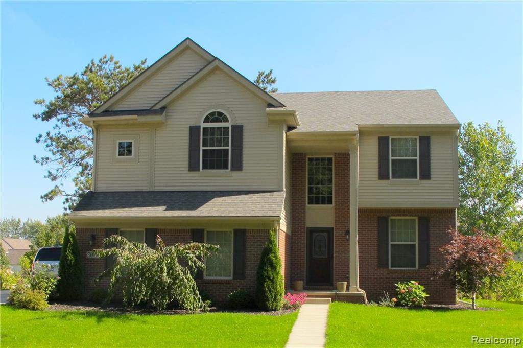4497 Thornhill Drive - Photo 1