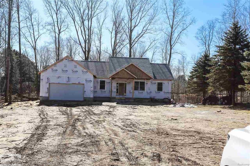 3382 Old Orchard - Photo 1