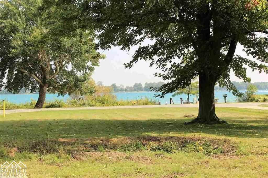 6026 River Road - Photo 1