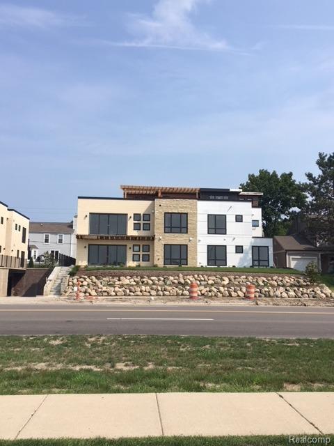 450 Stadium Boulevard - Photo 1