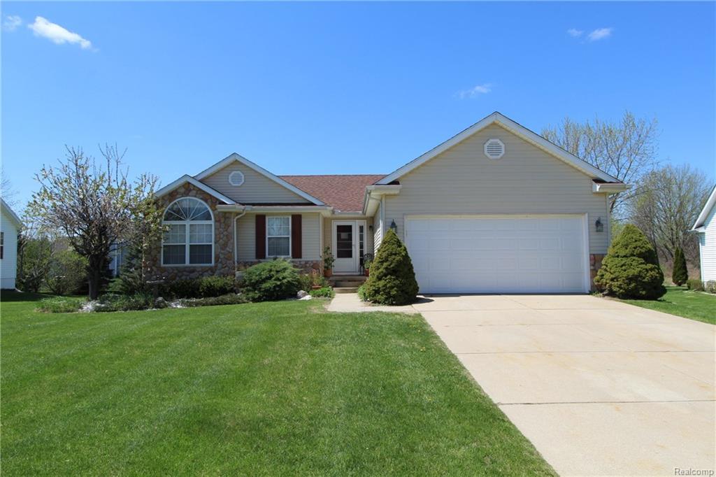 365 Mansfield Drive - Photo 1