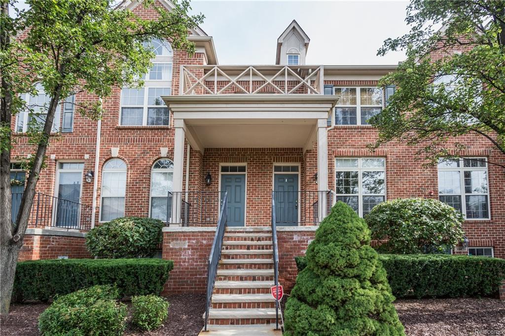 39699 Springwater Drive - Photo 1