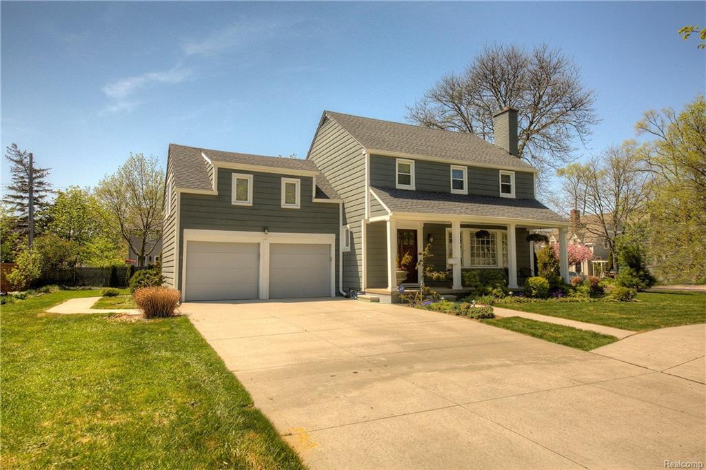 1130 Stanley Boulevard - Photo 1