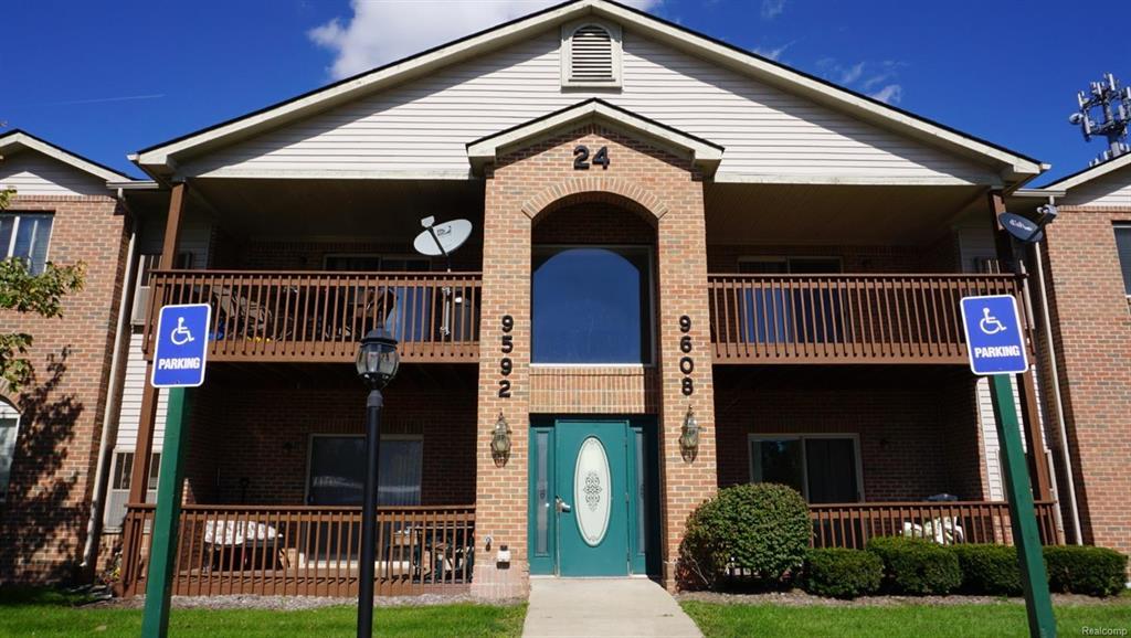 9602 Sawgrass Court - Photo 1