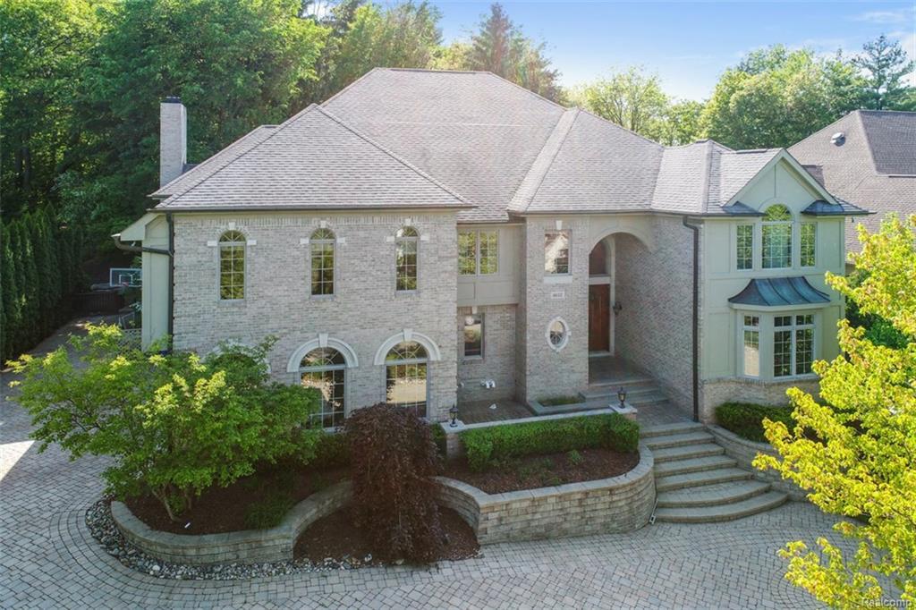 6632 Minnow Pond Drive - Photo 1