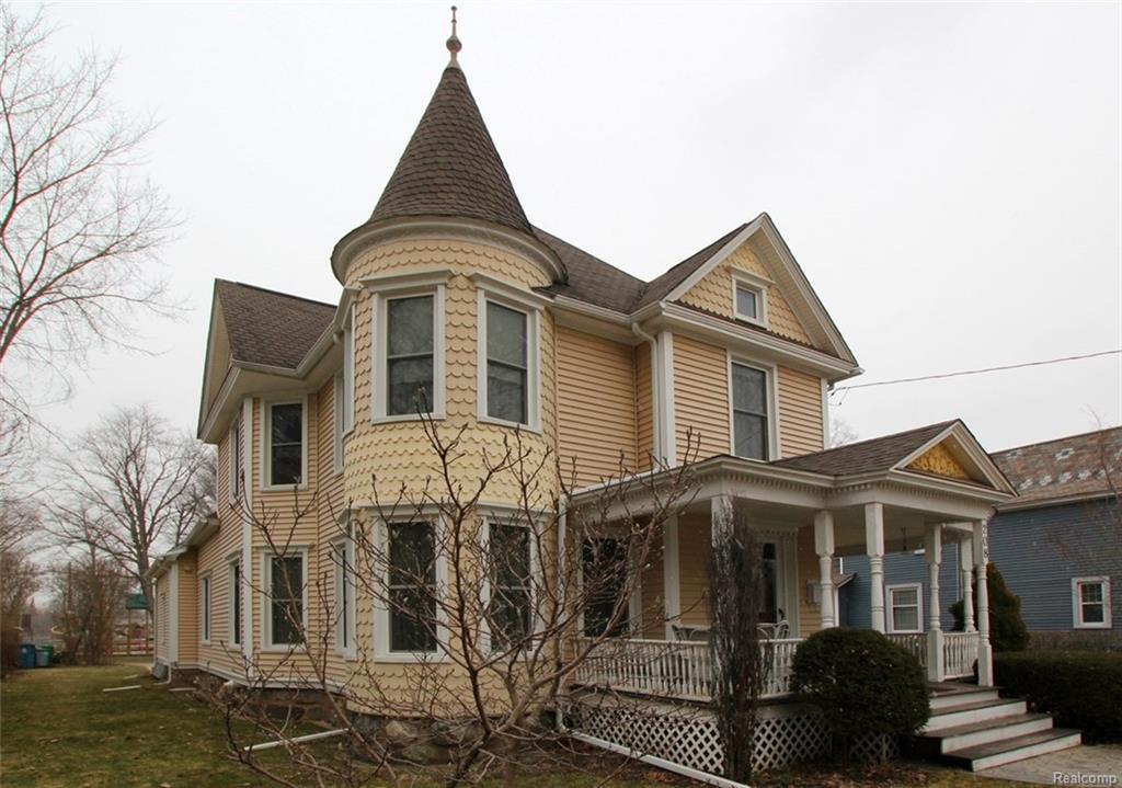 208 Washington Street - Photo 1