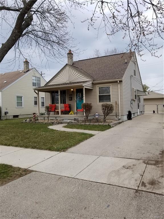 25670 Chalmers Street - Photo 1