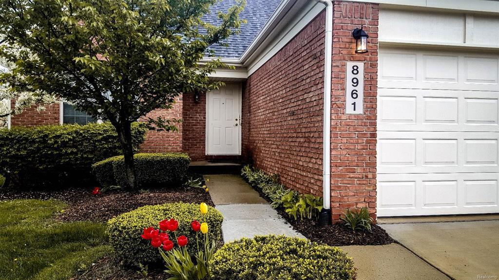 8961 Hardwood Drive - Photo 1