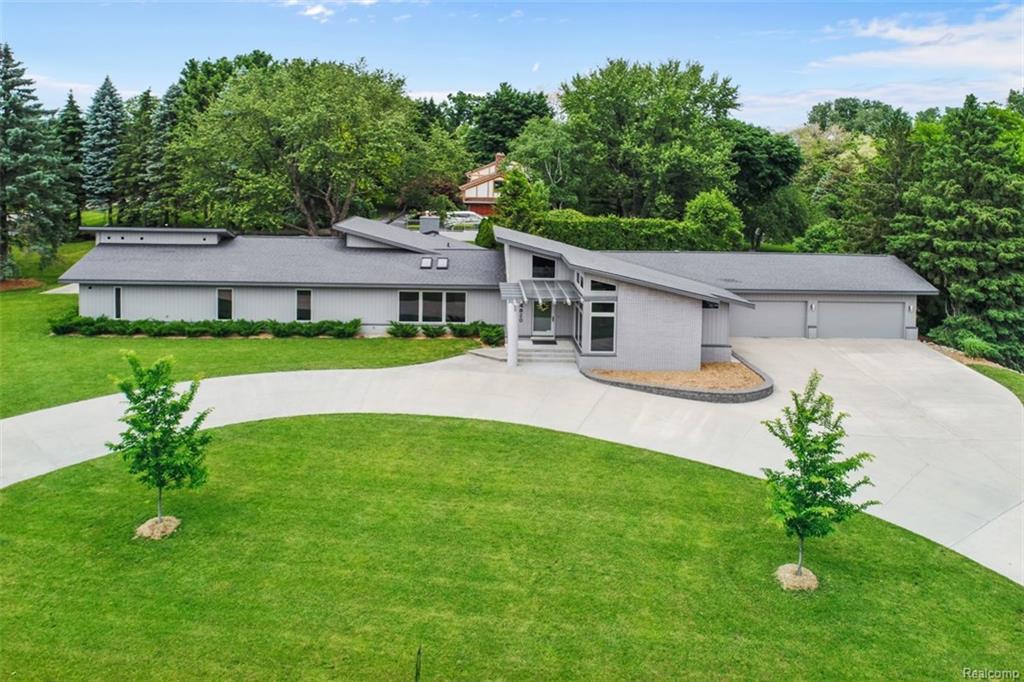 4820 Valley Vista Lane - Photo 1