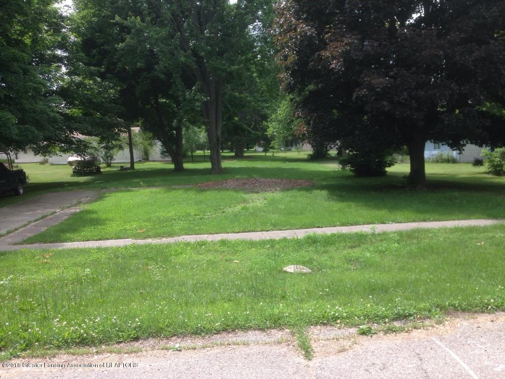 321 2nd Street - Photo 1