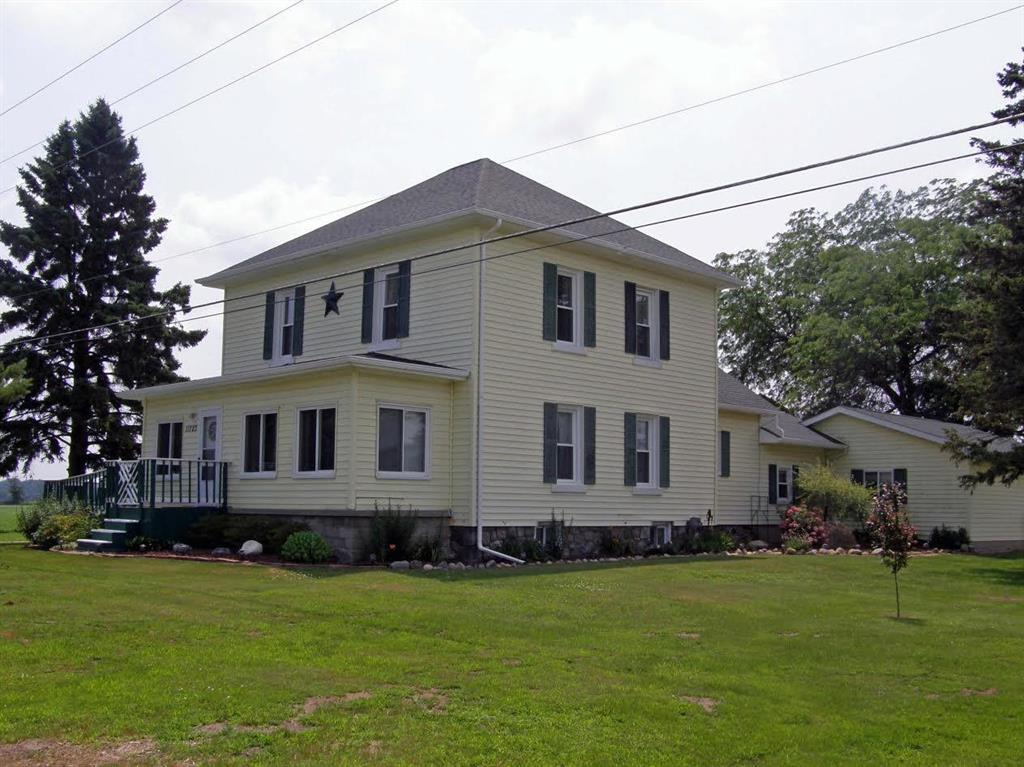 11723 Peet Road - Photo 1
