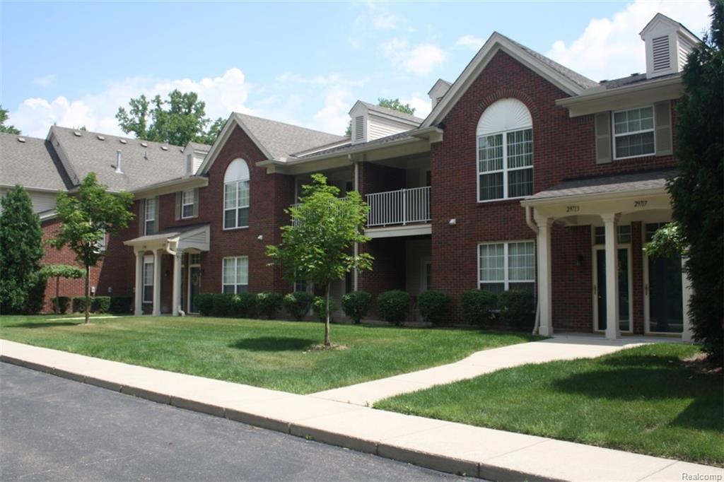 29717 Nottingham Circle - Photo 1