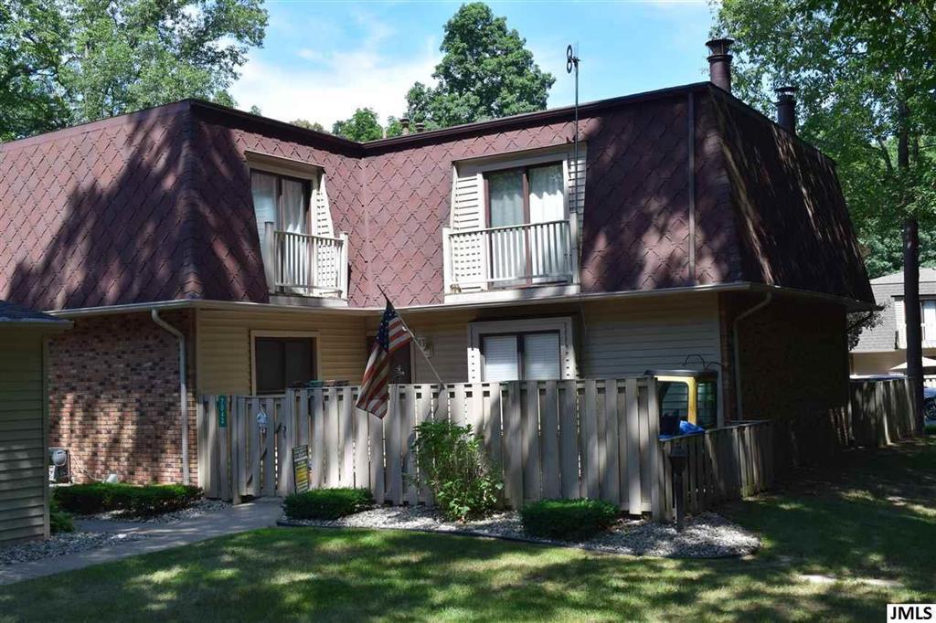 7043 Mckay Dr - Photo 1
