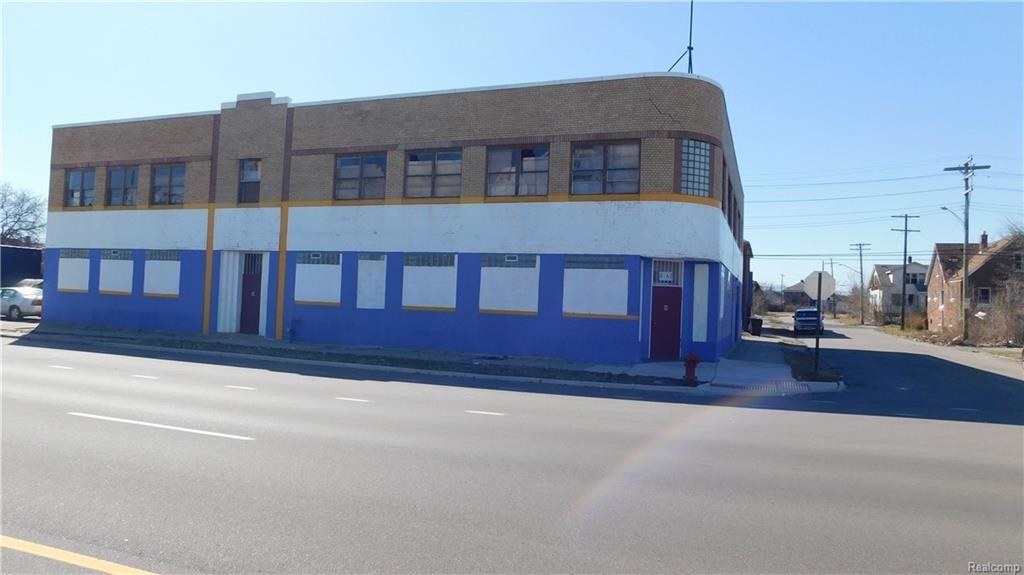8161 Livernois Avenue - Photo 1