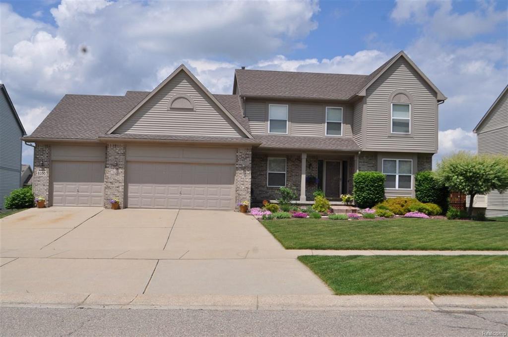 8350 Sherwood - Photo 1