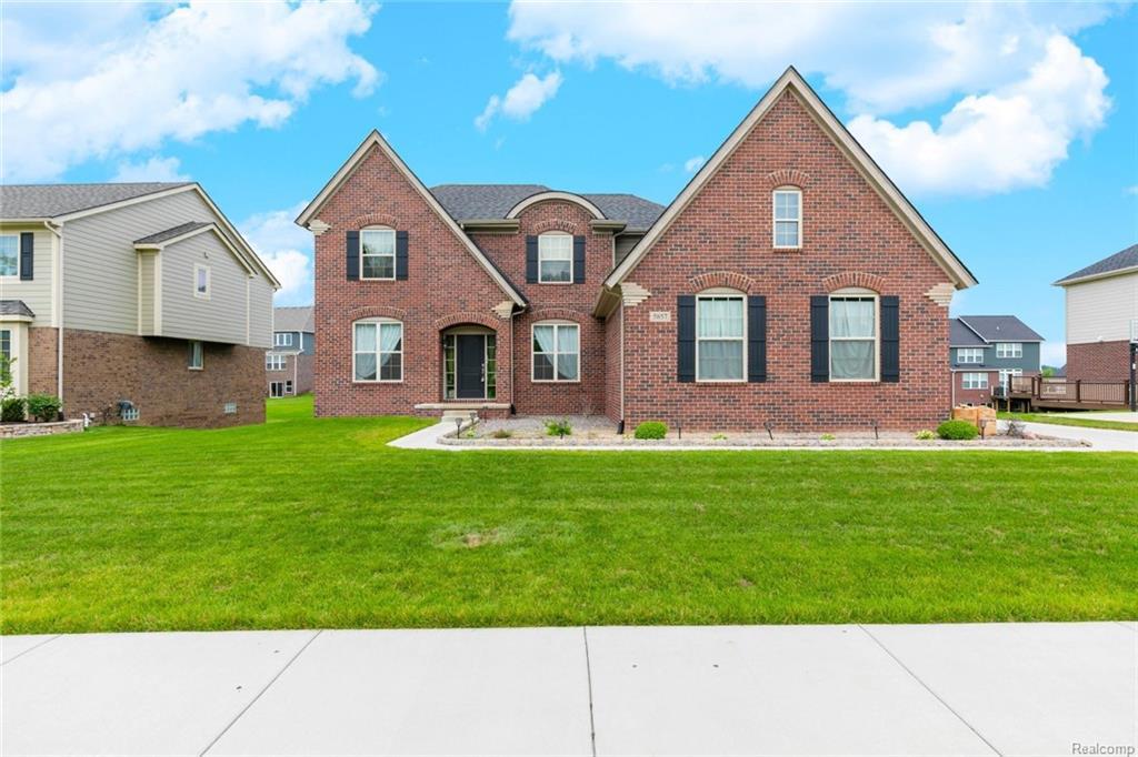 5857 Strawberry Circle - Photo 1
