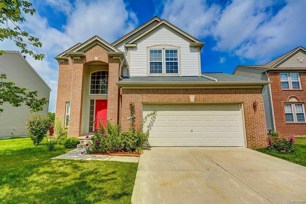 7209 Warwick - Photo 1