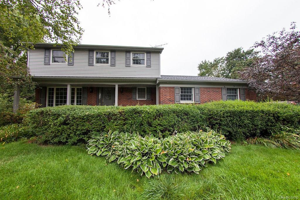 5962 Cotswold Court - Photo 1
