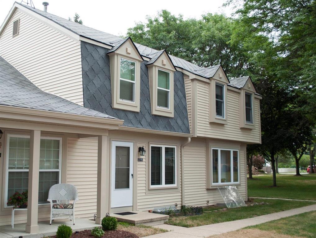 2715 Winthrop Court - Photo 1