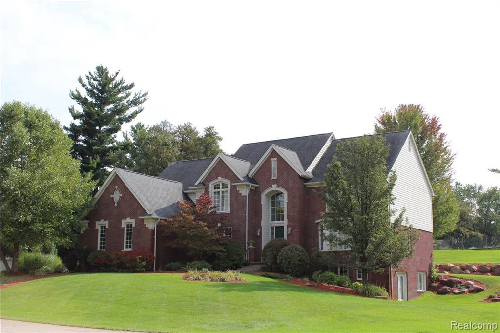 2200 Cambridge Court - Photo 1