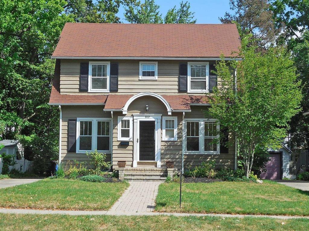 809 Rose Avenue - Photo 1
