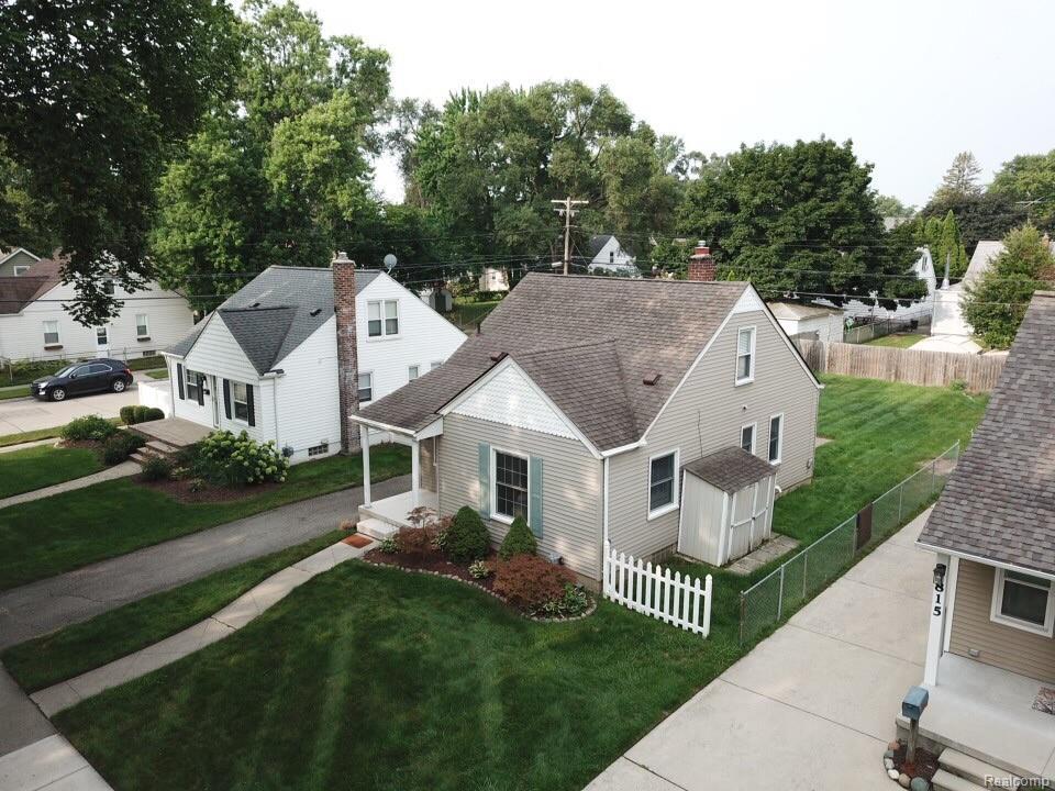 811 Connecticut Avenue - Photo 1