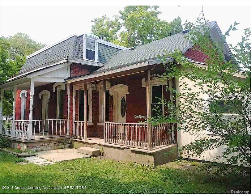 828 Clinton Street - Photo 1