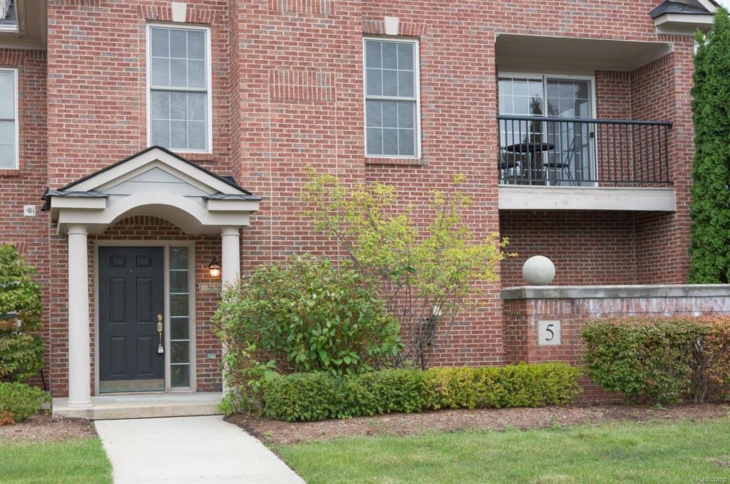 5656 Hampshire Lane - Photo 1