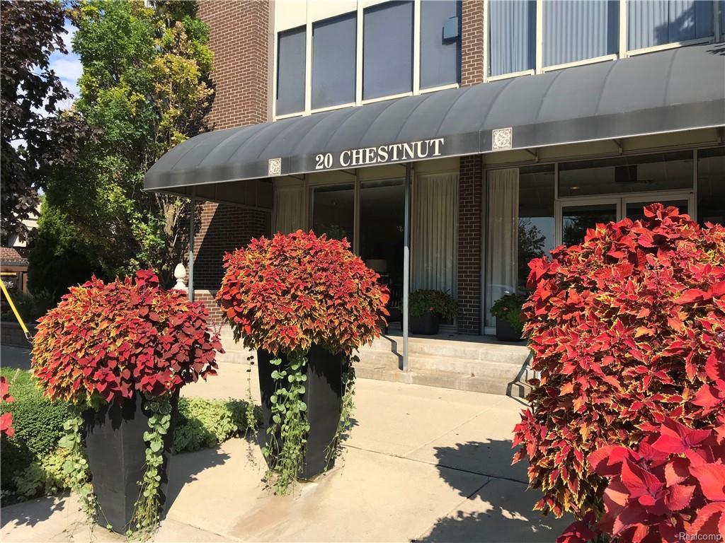 20 Chestnut Street - Photo 1