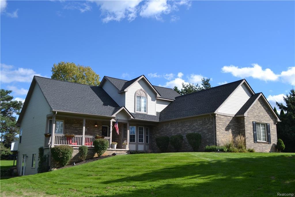 196 Riseman Court - Photo 1