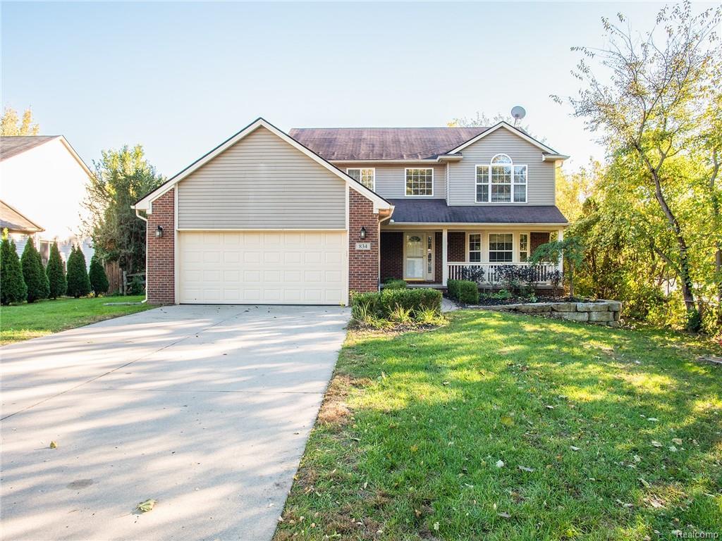 834 Trombley Drive - Photo 1