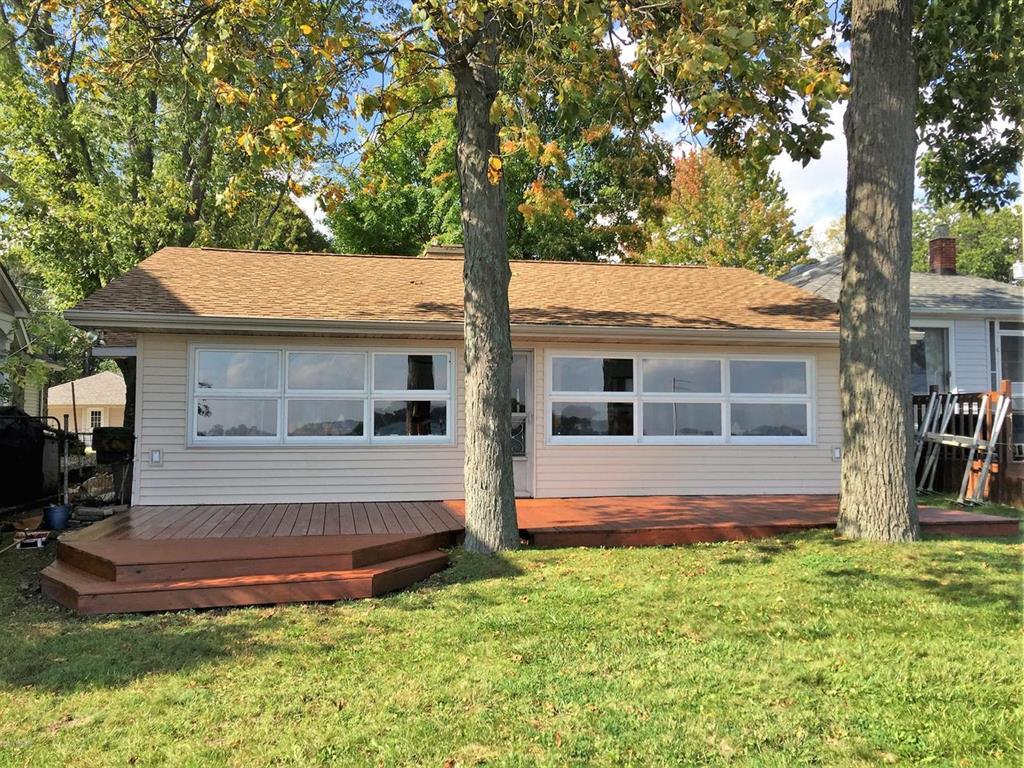 653 Pearl Beach Dr - Photo 1