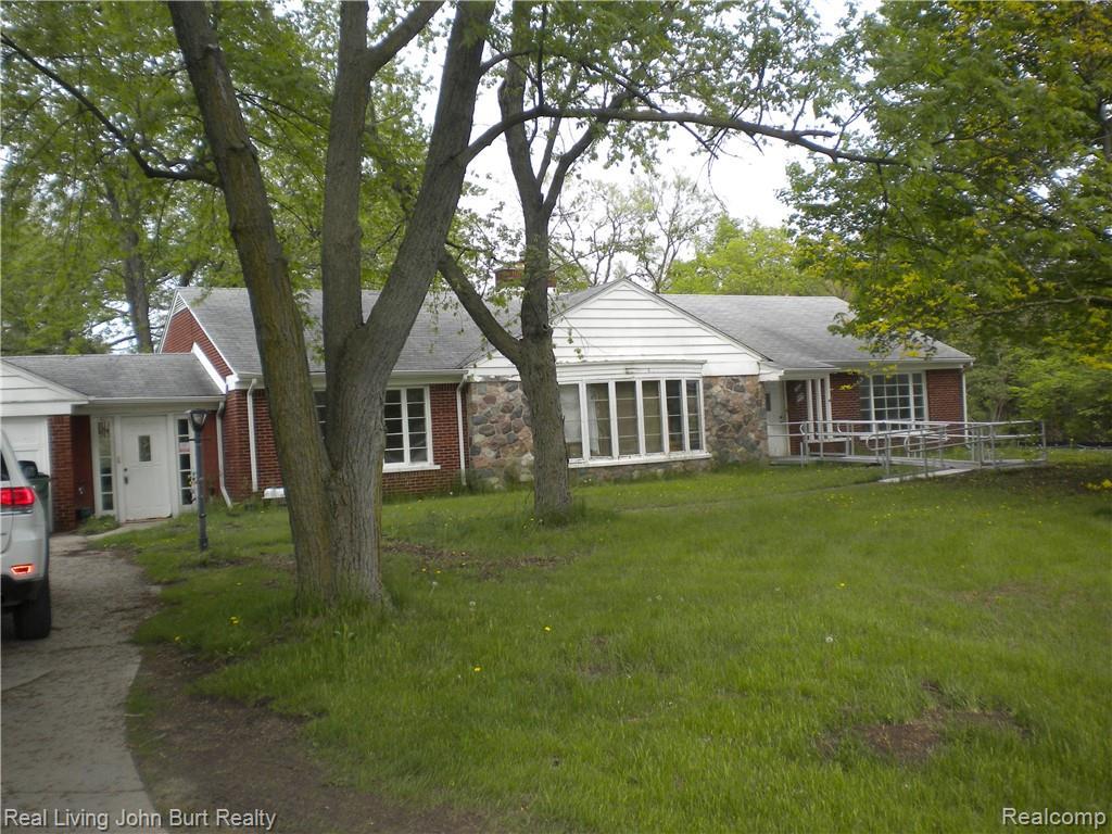 5405 Auburn Road - Photo 1