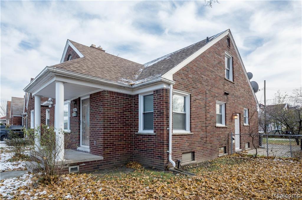 15041 Tireman Avenue - Photo 1