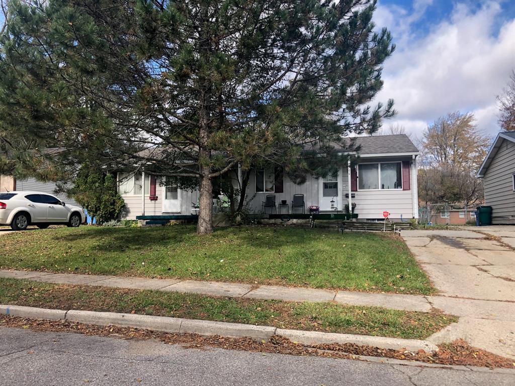 900 Vincent Court - Photo 1