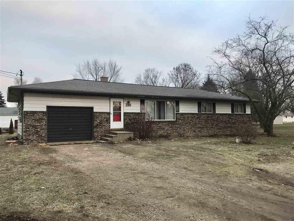 236 Stanley Drive - Photo 1