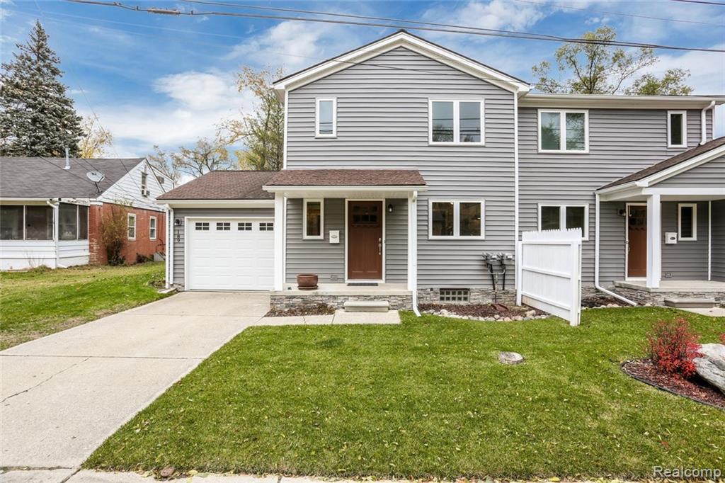 189 Fraser - Photo 1